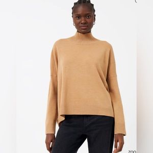French Connection Long Sleeve Turtleneck Sweater. Size M. EUC